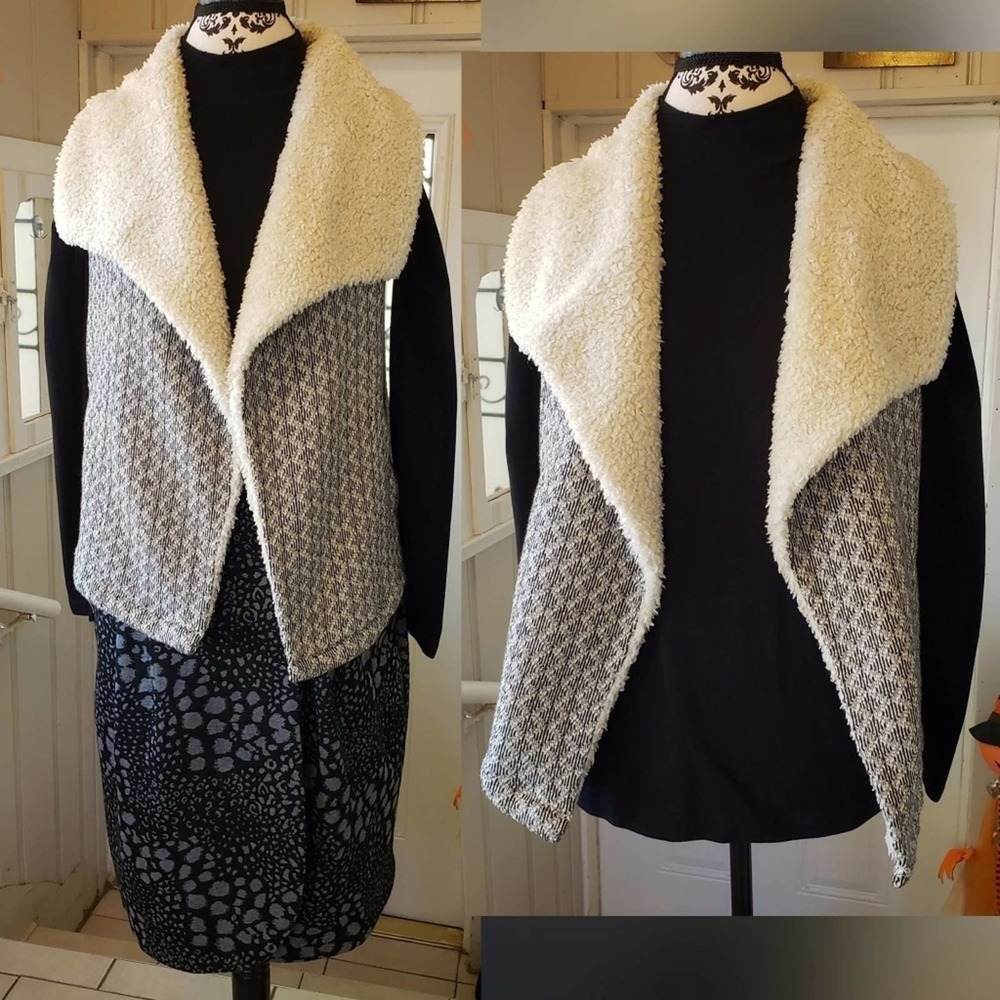 Ann Taylor Loft Sherpa Style Vest Open Cardigan Women's Size XS - Picture 4 of 8
